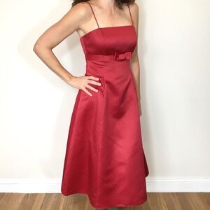 David’s Bridal Red Satin Bow Belt Formal Dress